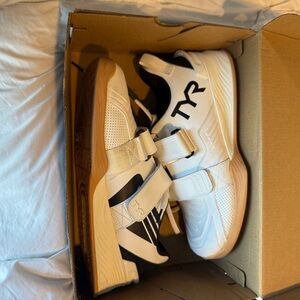 TYR L-2 Lifter Shoes